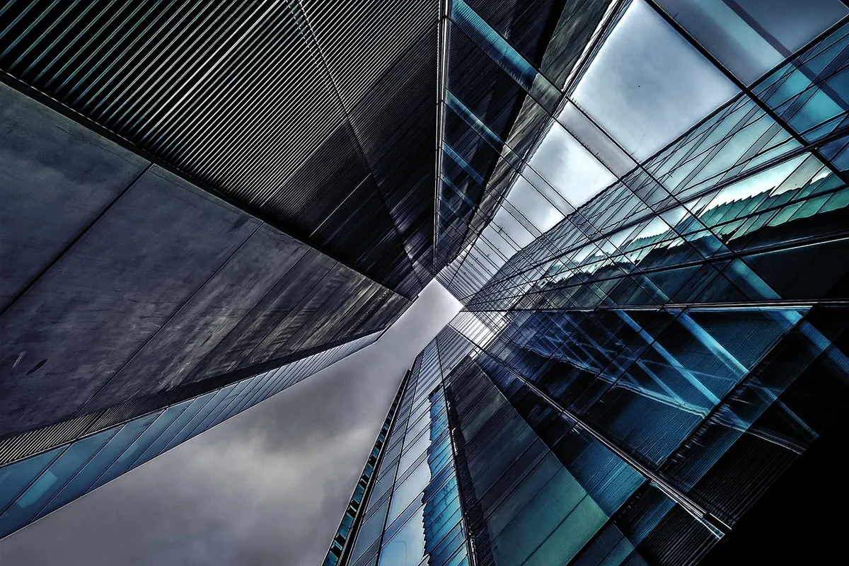 architecture, building, perspective, high-rise, high-rise building, skyscraper, glass windows, reflection, exterior, city, glass, modern, office building, urban