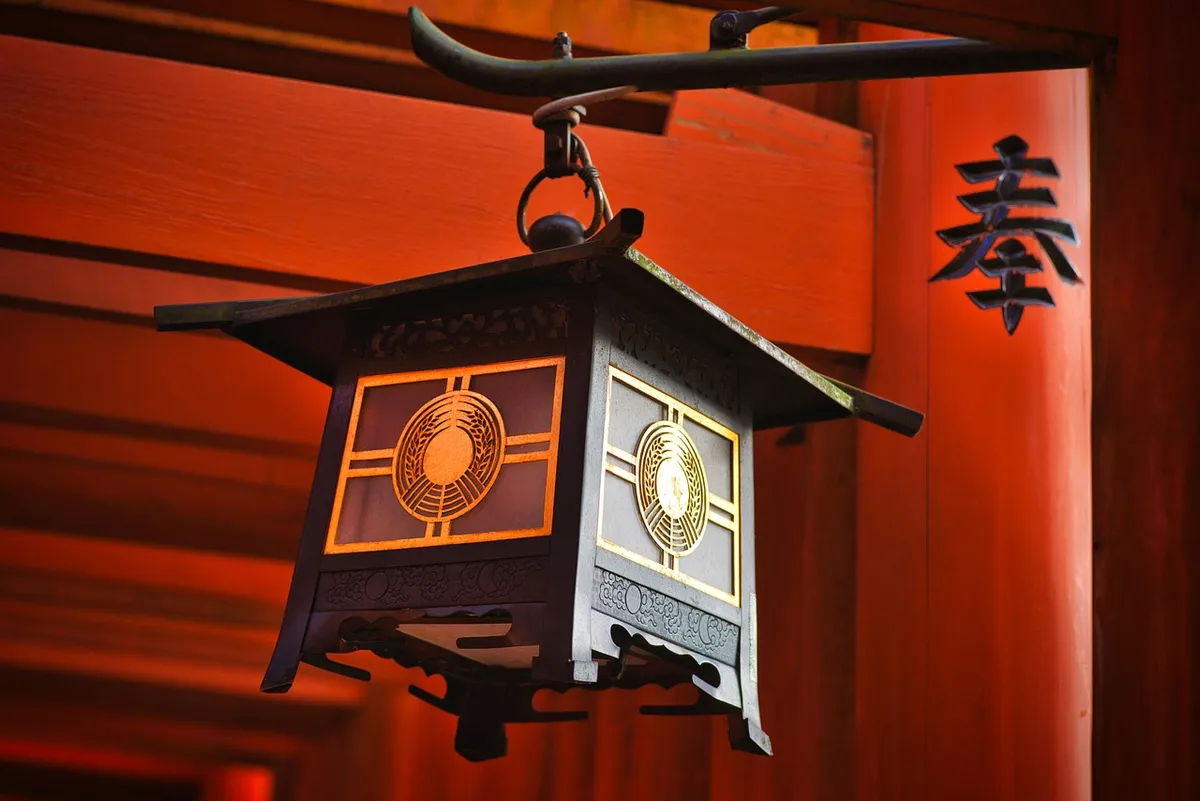 japanese lantern, shinto, japanese shrine, lantern, lamp, lampion, shrine, light, temple, buddhism, religion, kyoto, japan, asia, temple, kyoto, japan, japan, j