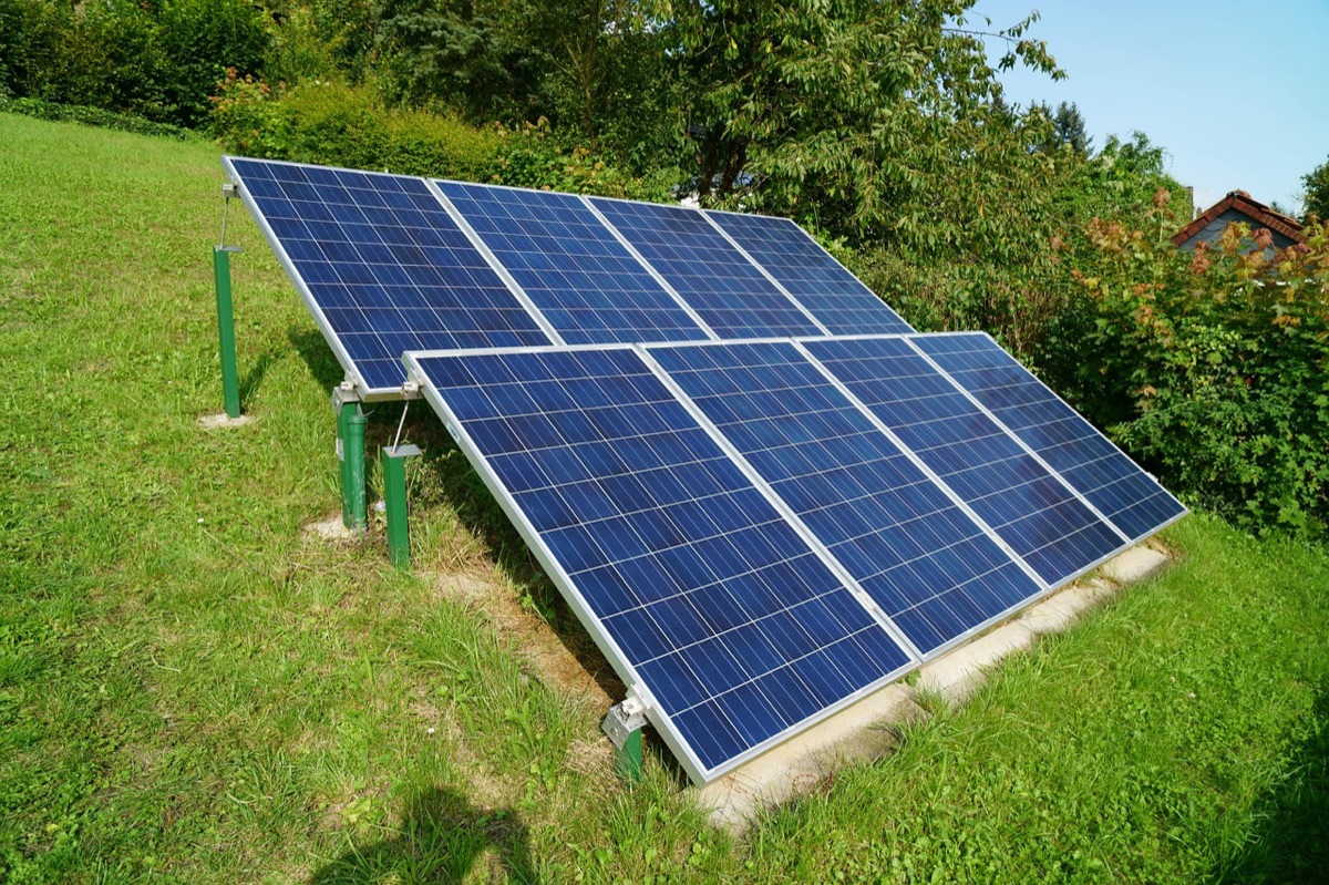 panneau solaire en montagne japonaise